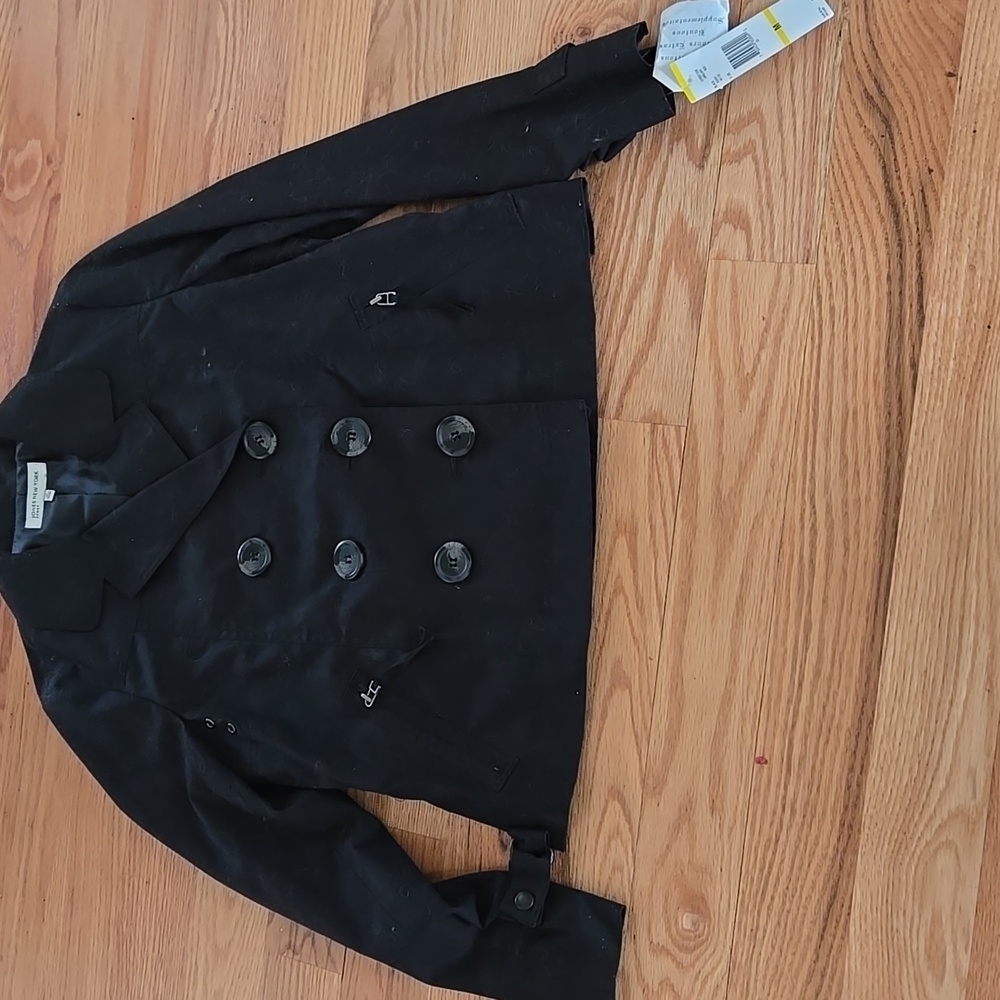 Brand New Jones New York Cropped Trench Coat Size Medium